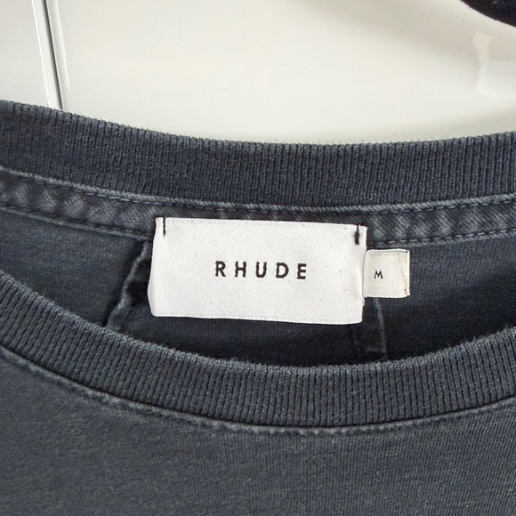 Rhude Black Short-Sleeve Tee with Red Logo Patch - Picture 3 of 3